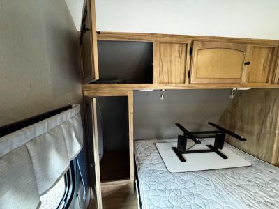 2018 Coachmen Freedom Express - Photo 15