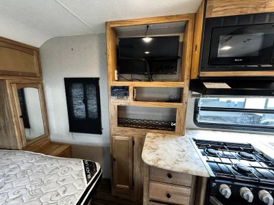 2018 Coachmen Freedom Express - Photo 9