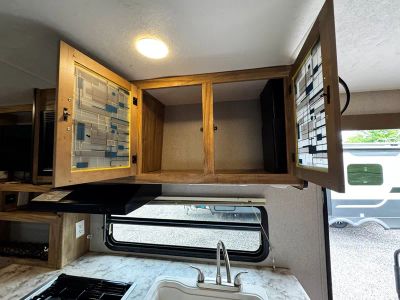 2018 Coachmen Freedom Express - Photo 8