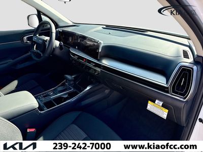 2026 Kia Sorento — photo 13 view