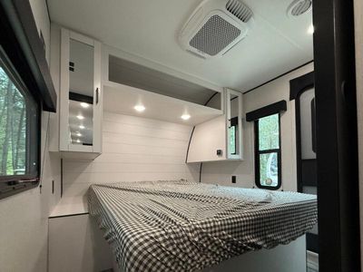 2026 Jayco SLX - Photo 10