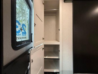 2026 Jayco SLX - Photo 16