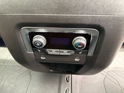 2024 Chevrolet Tahoe - Photo 52