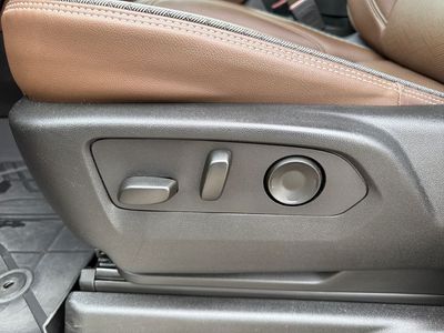 2024 Chevrolet Tahoe - Photo 32