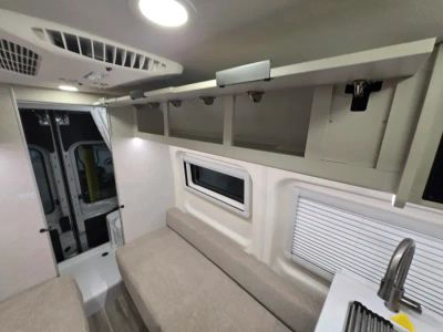 2027 Thor Motor Coach TALAVERA — photo 15 view