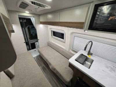 2027 Thor Motor Coach TALAVERA — photo 13 view