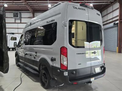 2027 Thor Motor Coach TALAVERA — photo 28 view