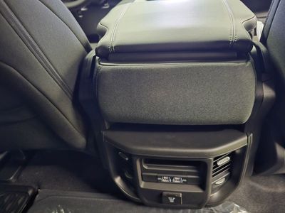 2026 Ram 1500 — photo 34 view