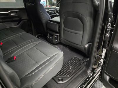 2026 Ram 1500 — photo 33 view