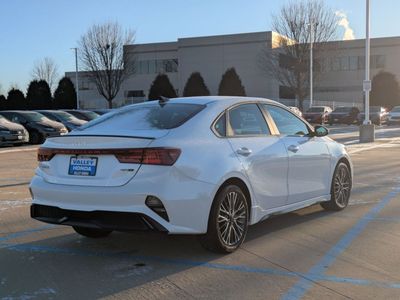 2024 Kia Forte - Photo 6