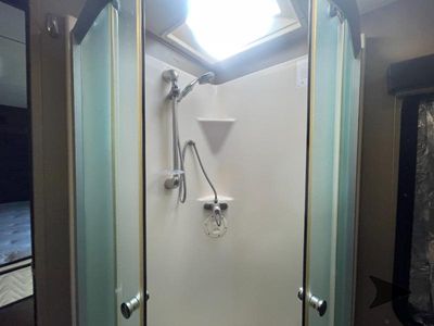 2015 Dutchmen RV Voltage - Photo 29