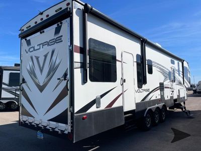 2015 Dutchmen RV Voltage - Photo 13