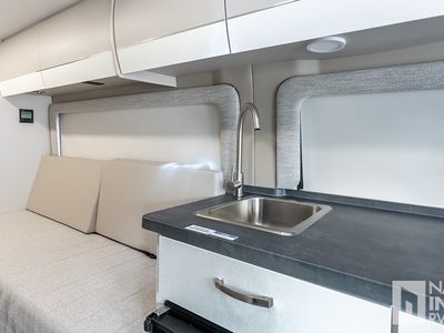 2026 Jayco Swift - Photo 10