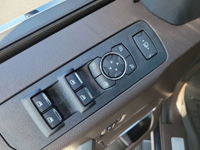 2022 Ford Super Duty F-450 DRW — photo 17 view