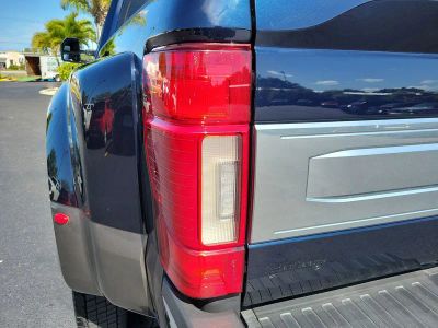 2022 Ford Super Duty F-450 DRW — photo 10 view