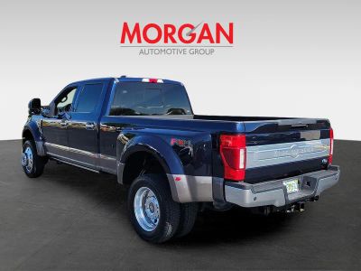 2022 Ford Super Duty F-450 DRW — engine compartment view