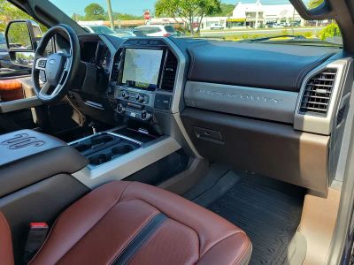 2022 Ford Super Duty F-450 DRW — photo 11 view