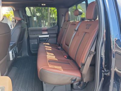 2022 Ford Super Duty F-450 DRW — photo 16 view