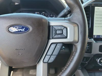 2022 Ford Super Duty F-450 DRW — photo 28 view