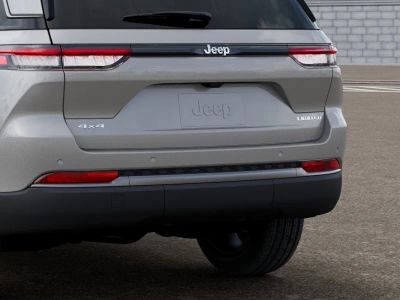 2026 Jeep Grand Cherokee — photo 13 view