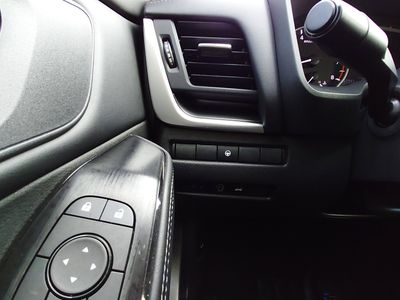 2025 Nissan Rogue - Photo 13