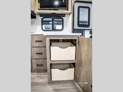 2026 Grand Design Imagine XLS - Photo 20