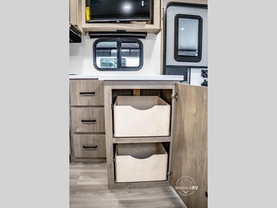 2026 Grand Design Imagine XLS - Photo 19