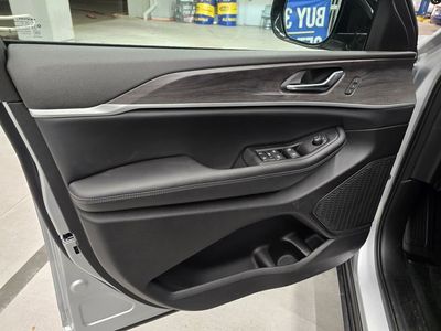 2025 Jeep Grand Cherokee L — photo 14 view