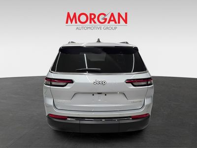 2025 Jeep Grand Cherokee L — engine compartment view