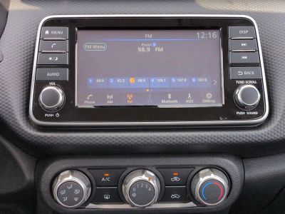 2023 Nissan Kicks — photo 18 view