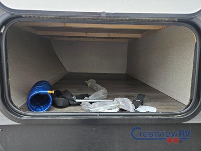 2023 Coachmen RV Catalina Legacy - Photo 9