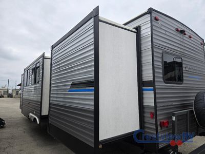 2023 Coachmen RV Catalina Legacy - Photo 5