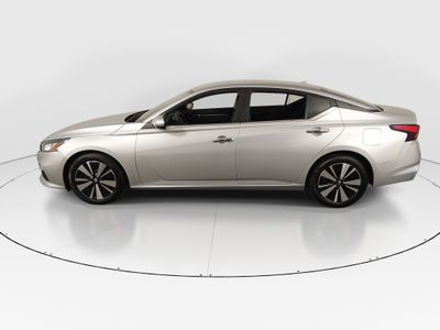 2022 Nissan Altima - Photo 4