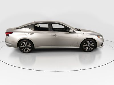 2022 Nissan Altima - Photo 8