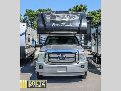 2016 Thor Motor Coach Four Winds Super C — side profile view