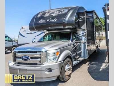2016 Thor Motor Coach Four Winds Super C — rear three-quarter view