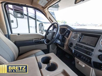 2016 Thor Motor Coach Four Winds Super C — photo 11 view