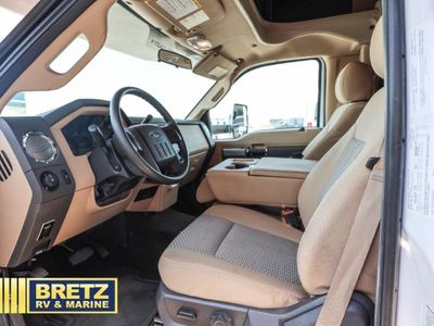 2016 Thor Motor Coach Four Winds Super C — photo 7 view