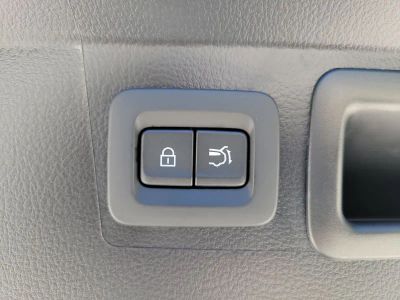2026 Mazda CX-50 — photo 10 view
