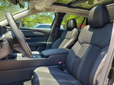 2026 Mazda CX-50 — photo 17 view