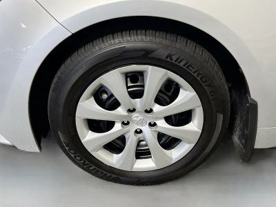 2025 Toyota Corolla — photo 11 view