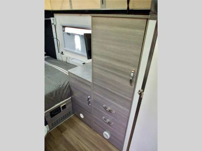 2022 OBi OBi — interior view