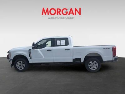 2025 Ford F-250SD — engine compartment view