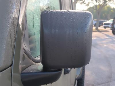 2026 Jeep Gladiator — photo 12 view