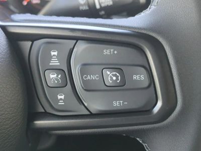 2026 Jeep Gladiator — photo 28 view