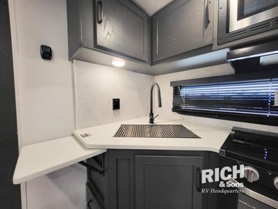 2025 Forest River Rockwood Ultra Lite - Photo 13