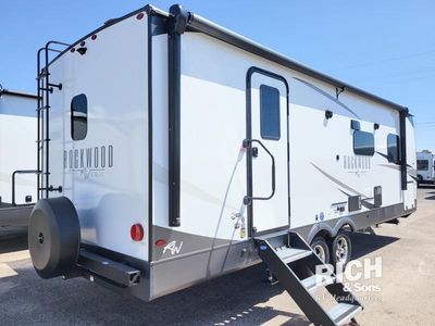 2025 Forest River Rockwood Ultra Lite - Photo 3