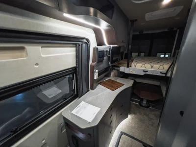 2027 Grand Design LINEAGE SERIES VP — photo 9 view