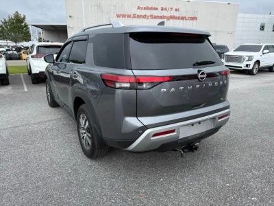 2025 Nissan Pathfinder - Photo 9