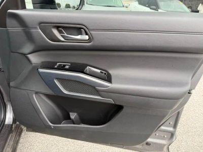 2025 Nissan Pathfinder - Photo 11